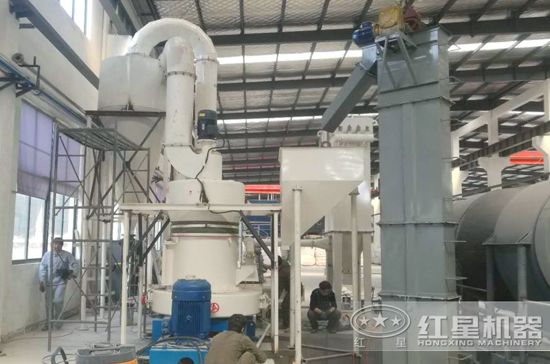 雷蒙磨粉機(jī)可以將鋁礬土磨成250目的細(xì)粉嗎？怎樣調(diào)雷蒙磨粉子粗細(xì)？